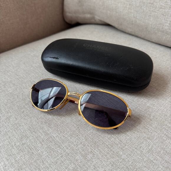 CHANEL Vintage Gold Logo Oval Blue Lens Sunglasses with Case Classic Eyeglasses - Picture 1 of 9